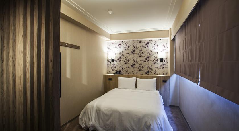 Citizen Hotel Тайпей Екстериор снимка