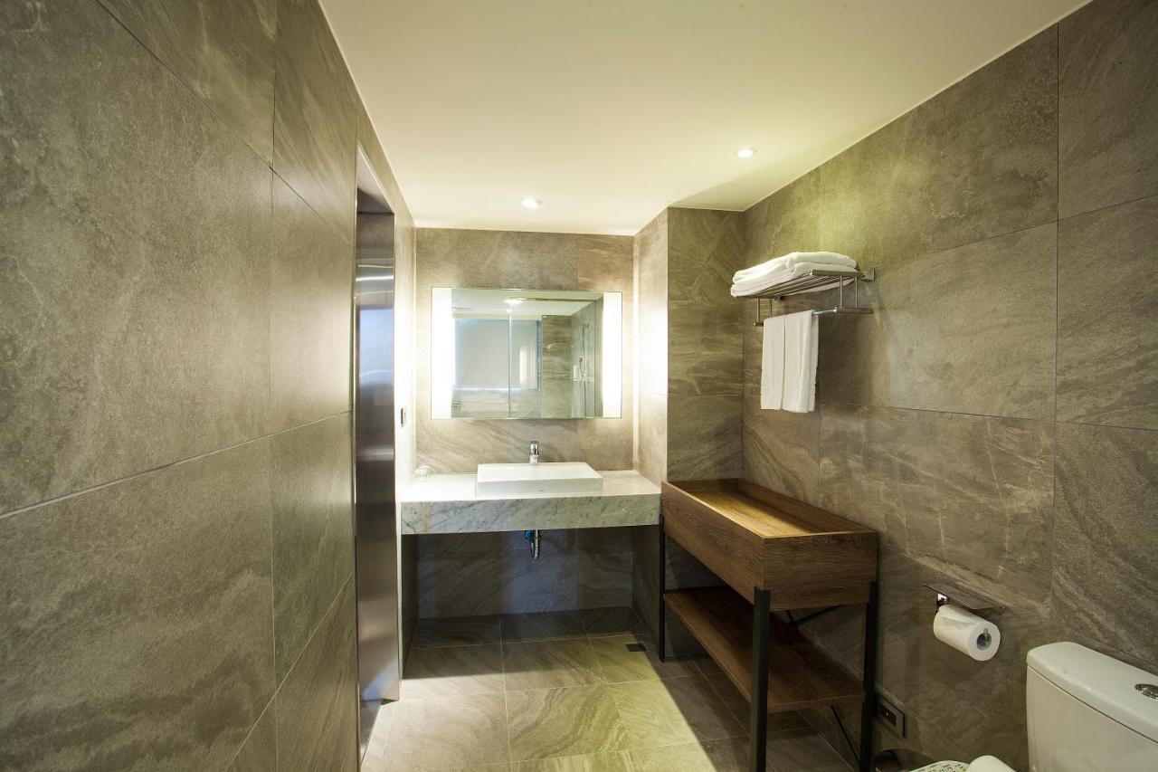 Citizen Hotel Тайпей Екстериор снимка