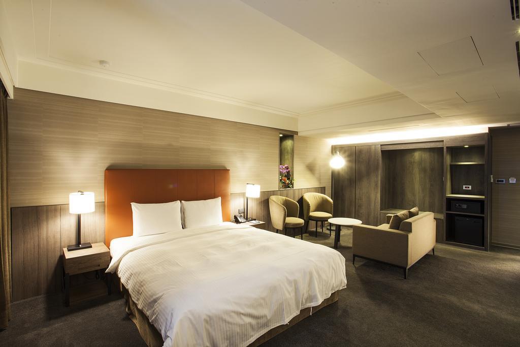 Citizen Hotel Тайпей Екстериор снимка